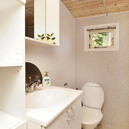 Two-bedroom Holiday In Borkop 18
